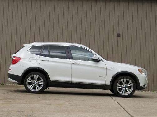 White 2011 BMW X3 xDrive35i