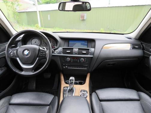 White 2011 BMW X3 xDrive35i
