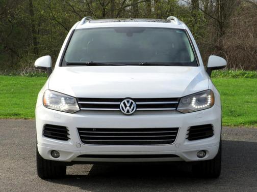 2013 Volkswagen Touareg VR6 Lux