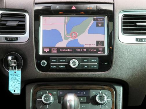 2013 Volkswagen Touareg VR6 Lux