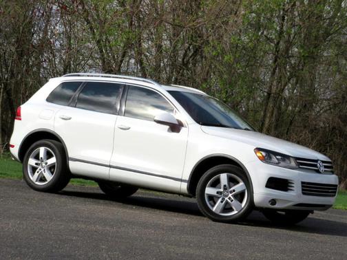 2013 Volkswagen Touareg VR6 Lux