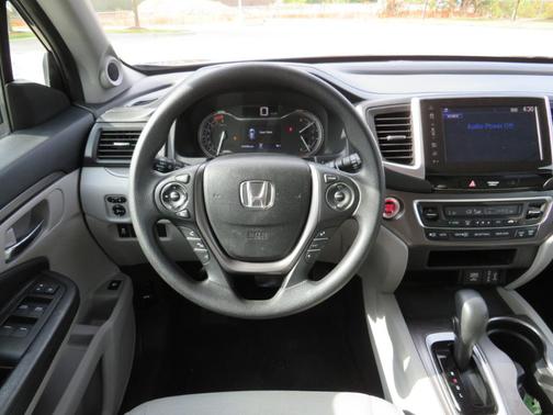 2018 Honda Pilot EX