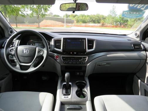 2018 Honda Pilot EX