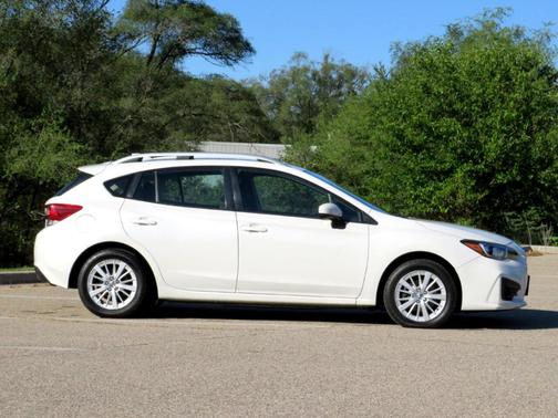2018 Subaru Impreza 2.0i Premium