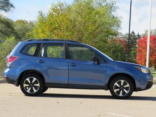 2017 Subaru Forester 2.5i