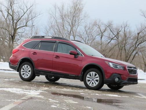 2018 Subaru Outback 2.5i Premium