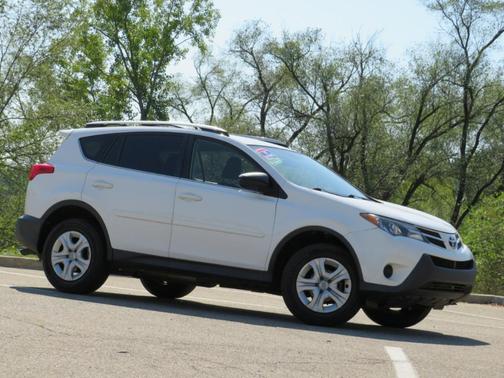 2014 Toyota RAV4 LE