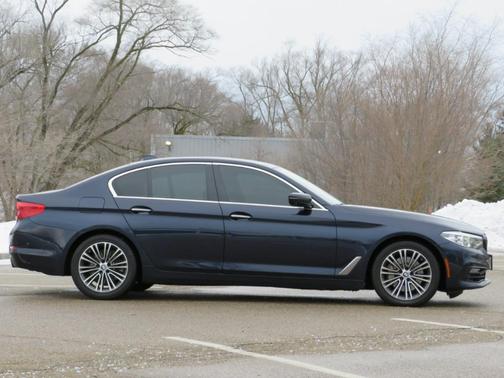 2017 BMW 530 i xDrive