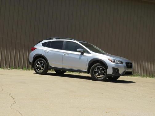 Ice Silver Metallic 2018 Subaru Crosstrek 2.0i Premium