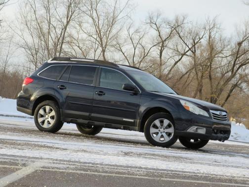 2012 Subaru Outback 2.5i Premium