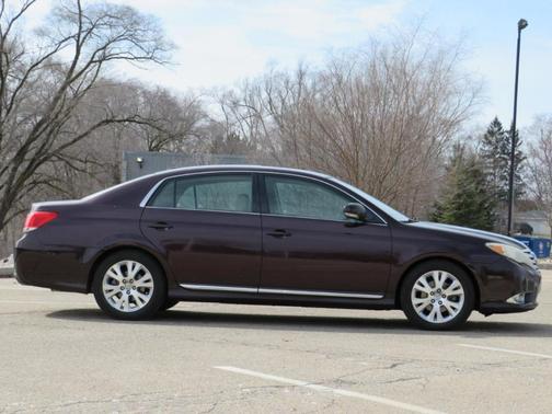 2011 Toyota Avalon Base