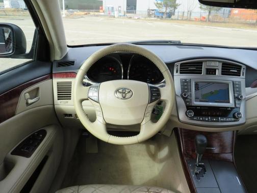 2011 Toyota Avalon Base