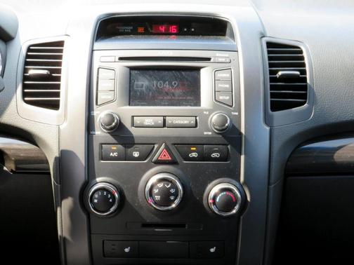 2013 Kia Sorento LX