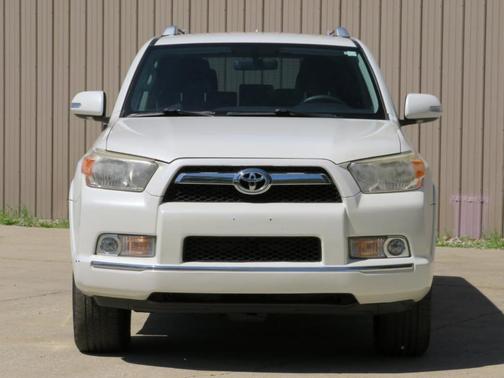 White 2013 Toyota 4Runner SR5 4WD