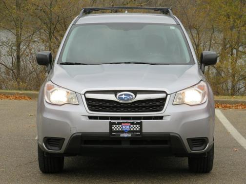 2016 Subaru Forester 2.5i