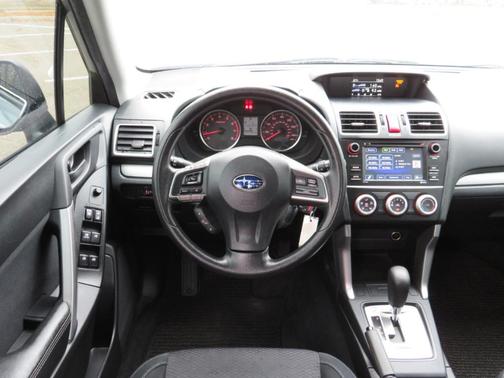 2016 Subaru Forester 2.5i
