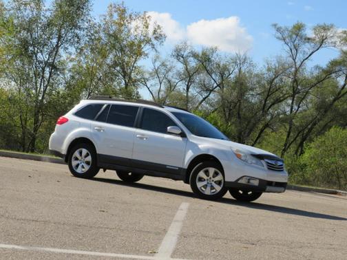 2012 Subaru Outback 3.6R Limited