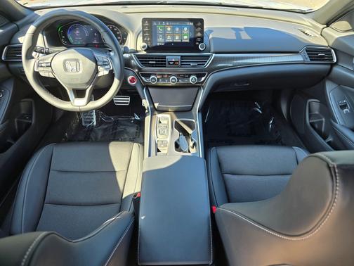 2022 Honda Accord Hybrid 