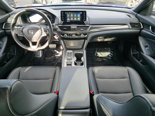 2022 Honda Accord Hybrid 