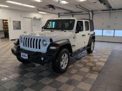 2022 Jeep Wrangler Unlimited Sport