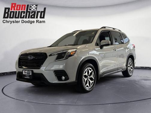 2022 Subaru Forester Premium