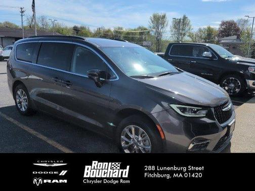 2022 Chrysler Pacifica Touring-L