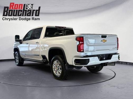 2024 Chevrolet Silverado 2500 High Country