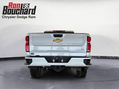 2024 Chevrolet Silverado 2500 High Country