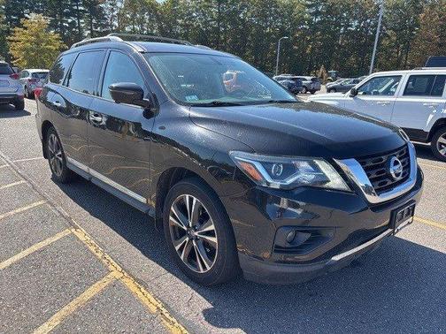 2017 Nissan Pathfinder Platinum