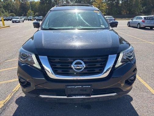 2017 Nissan Pathfinder Platinum