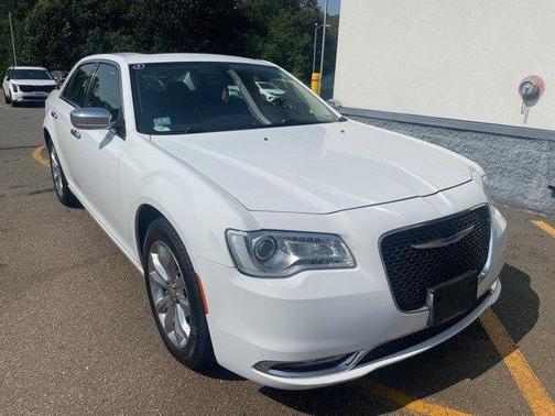 2019 Chrysler 300 Limited
