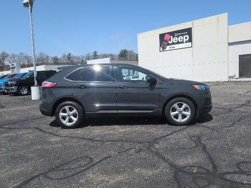 2021 Ford Edge SE