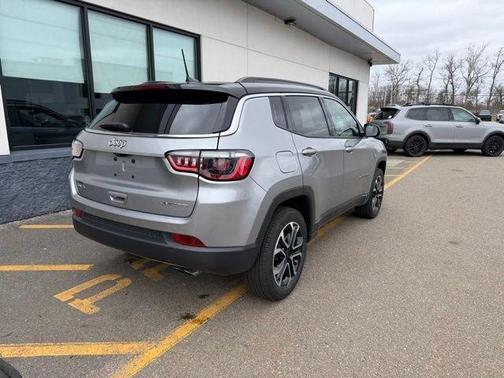 Silver 2022 Jeep Compass Limited