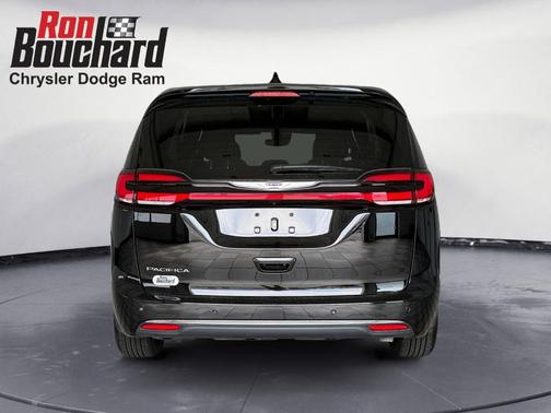 Black 2025 Chrysler Pacifica Select