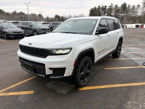 2023 Jeep Grand Cherokee L Laredo