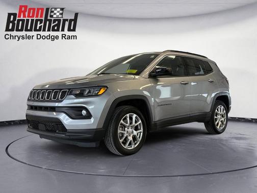 2023 Jeep Compass Latitude Lux