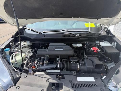 White 2019 Honda CR-V EX
