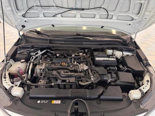 White 2021 Toyota Corolla SE