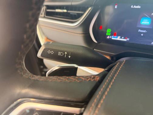 Brown 2023 Jeep Grand Cherokee L Summit
