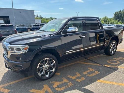 Black 2022 RAM 1500 Limited