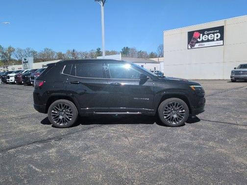2023 Jeep Compass Altitude