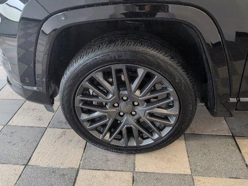 2023 Jeep Compass Altitude