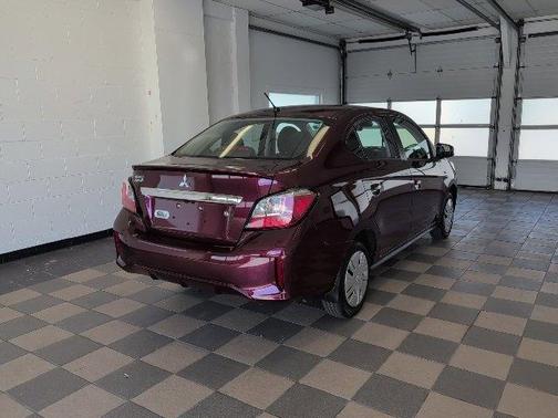 2024 Mitsubishi Mirage G4 ES