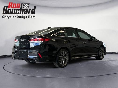 2018 Hyundai SONATA Sport 2.0T