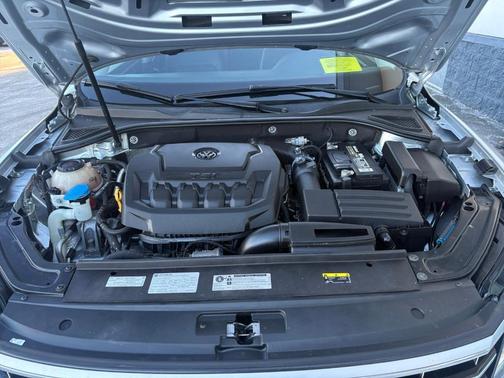 2018 Volkswagen Passat 2.0T SE