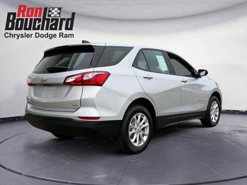 Gray 2021 Chevrolet Equinox LS
