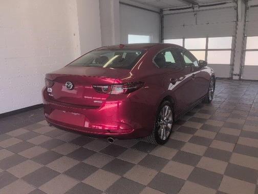 2019 Mazda Mazda3 FWD w/Premium Package