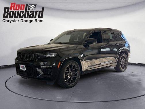 Black 2025 Jeep Grand Cherokee Summit