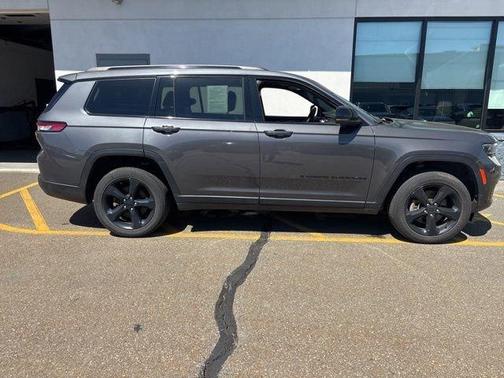 Gray 2023 Jeep Grand Cherokee L Laredo
