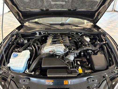 2021 Mazda MX-5 Miata RF Grand Touring